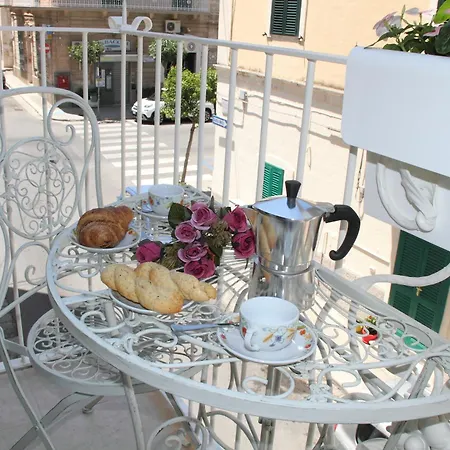 Casa Donnalby Apartment Monopoli Exterior photo